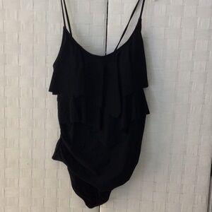 Elegant Black Ruffled Women's Swimsuit  NWOT #618